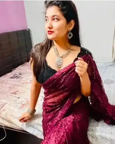 Escorts In Tamkuhi Raj